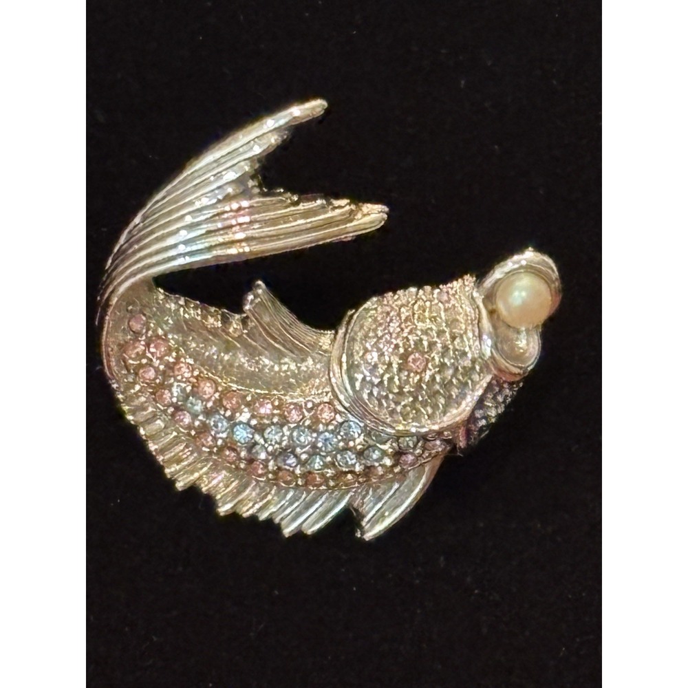 Vintage Style Silver Tone Koi Fish Pearl Rhinestone Brooch Pin